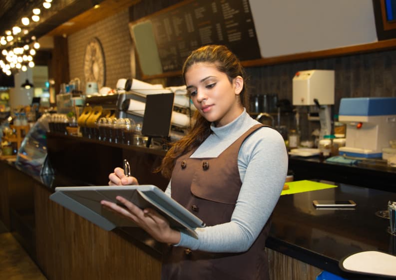 Table management for dineapple software